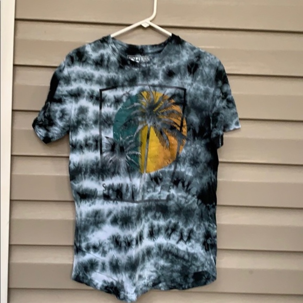 DK men’s black,gray&white tie dyed tee shirt